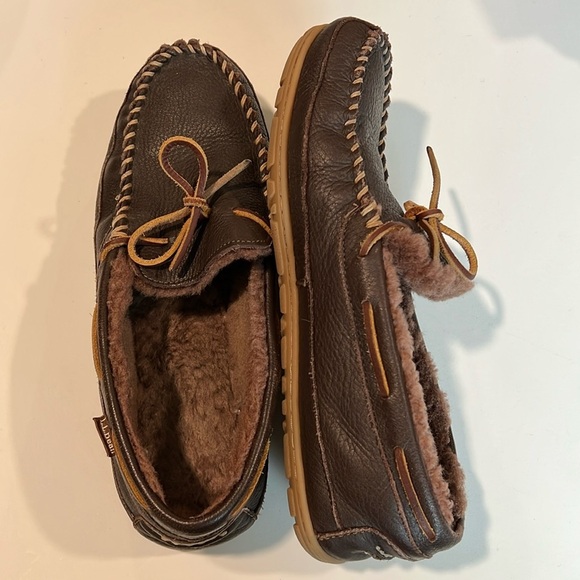 LL‎ Bean - wicked good moccasin, moose hide slippers, leather and shearling main image 8